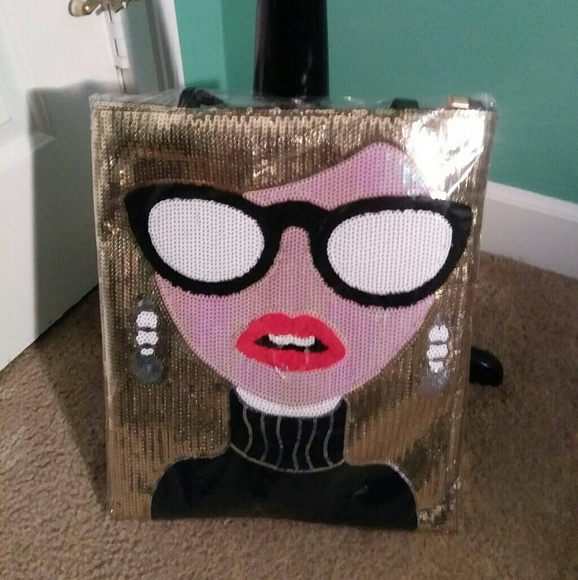 Handbags - Unique sequin bag... w/straps..